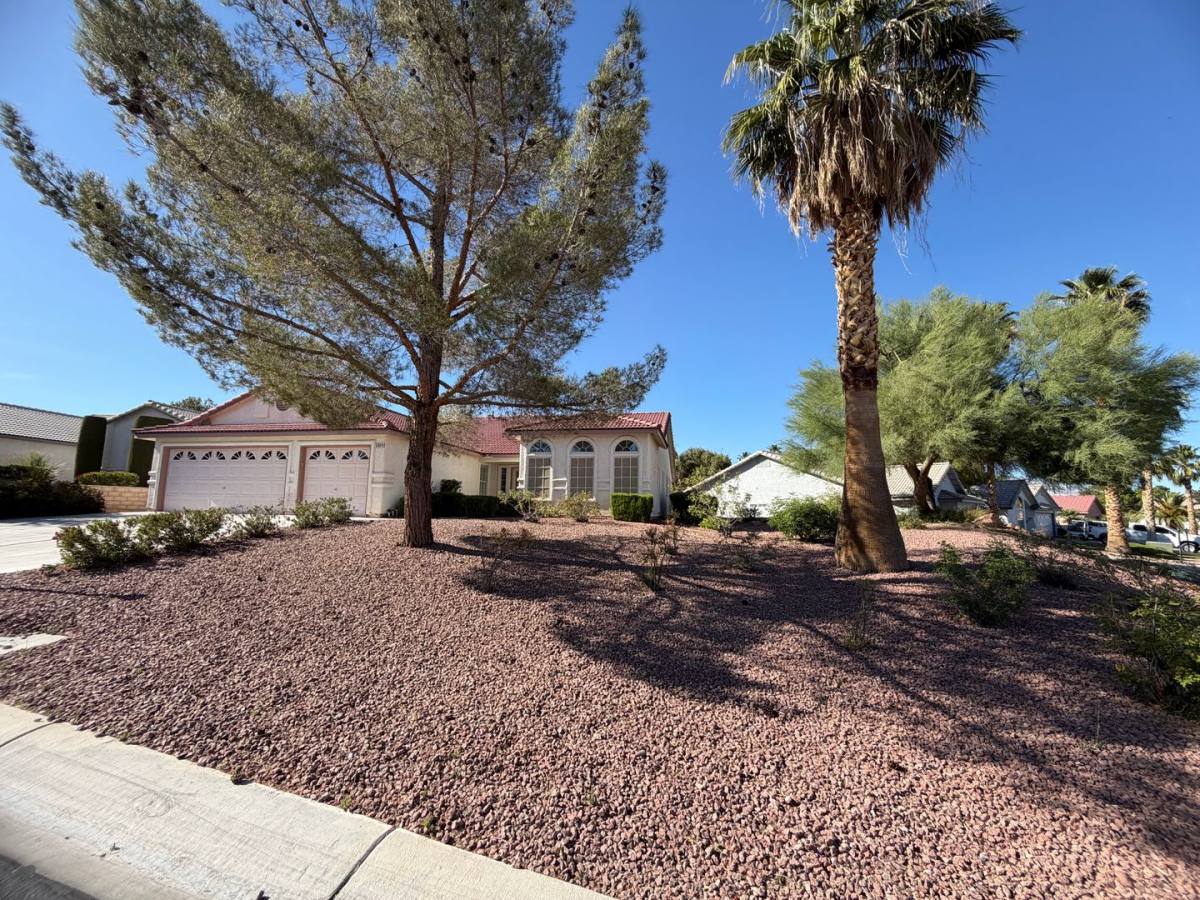 House for rent at 5004 Elm Grove Dr, Las Vegas, NV 89130