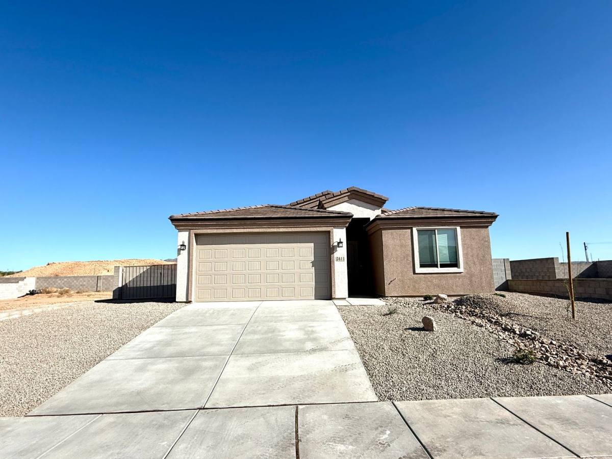 House for rent at 3611 Charleston Loop, Kingman, AZ 86401