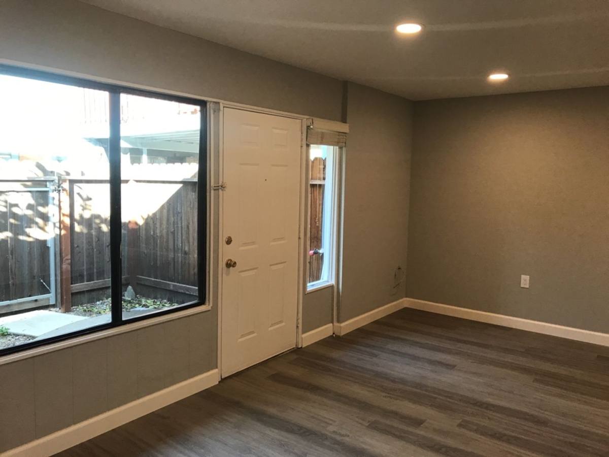 Apartment for rent at 828 D St, Davis, CA 95616