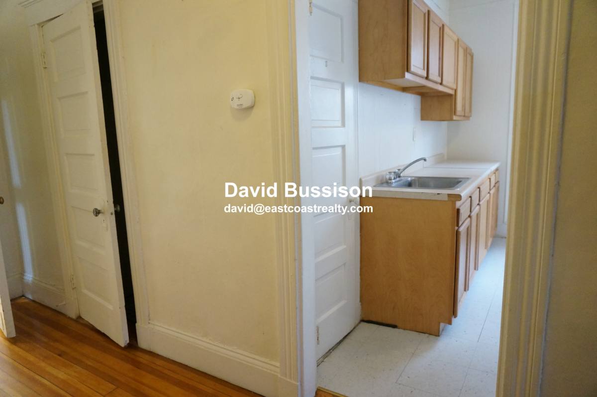 Apartment for rent at 1375 Commonwealth Ave #11, Brighton, MA 02135