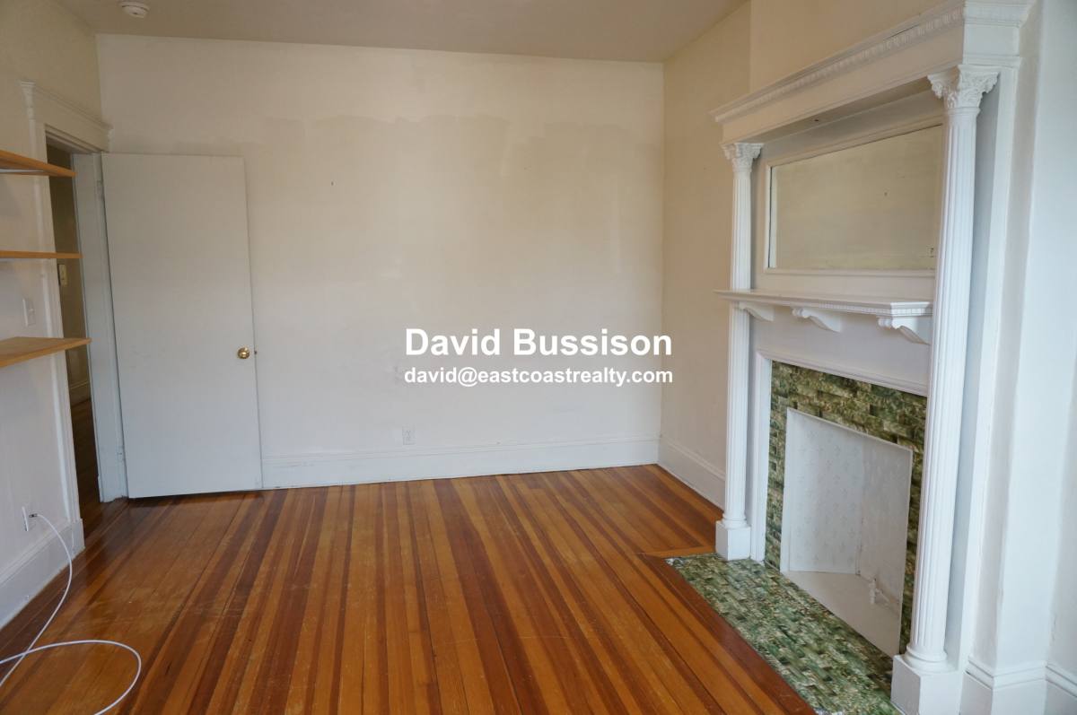 Apartment for rent at 1375 Commonwealth Ave #11, Brighton, MA 02135