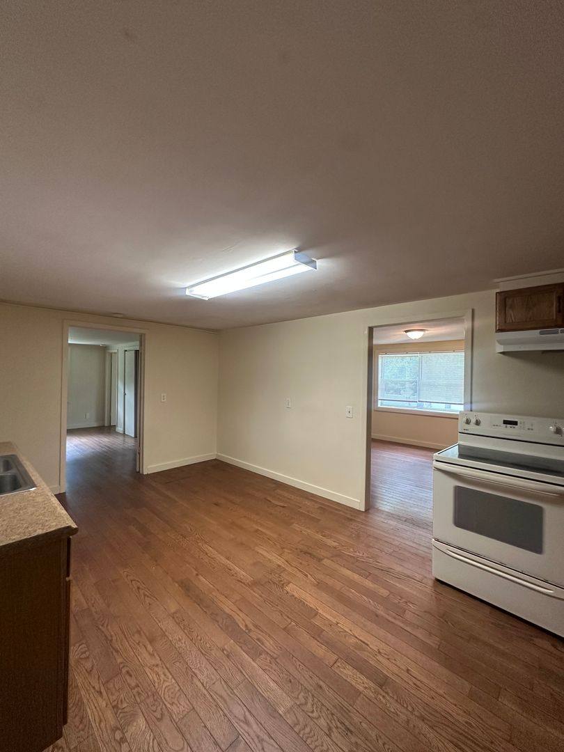 House for rent at 1054 Perimeter Rd, Dawsonville, GA 30534