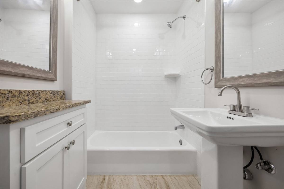Apartment for rent at 2023 Huldy, Houston, TX 77019