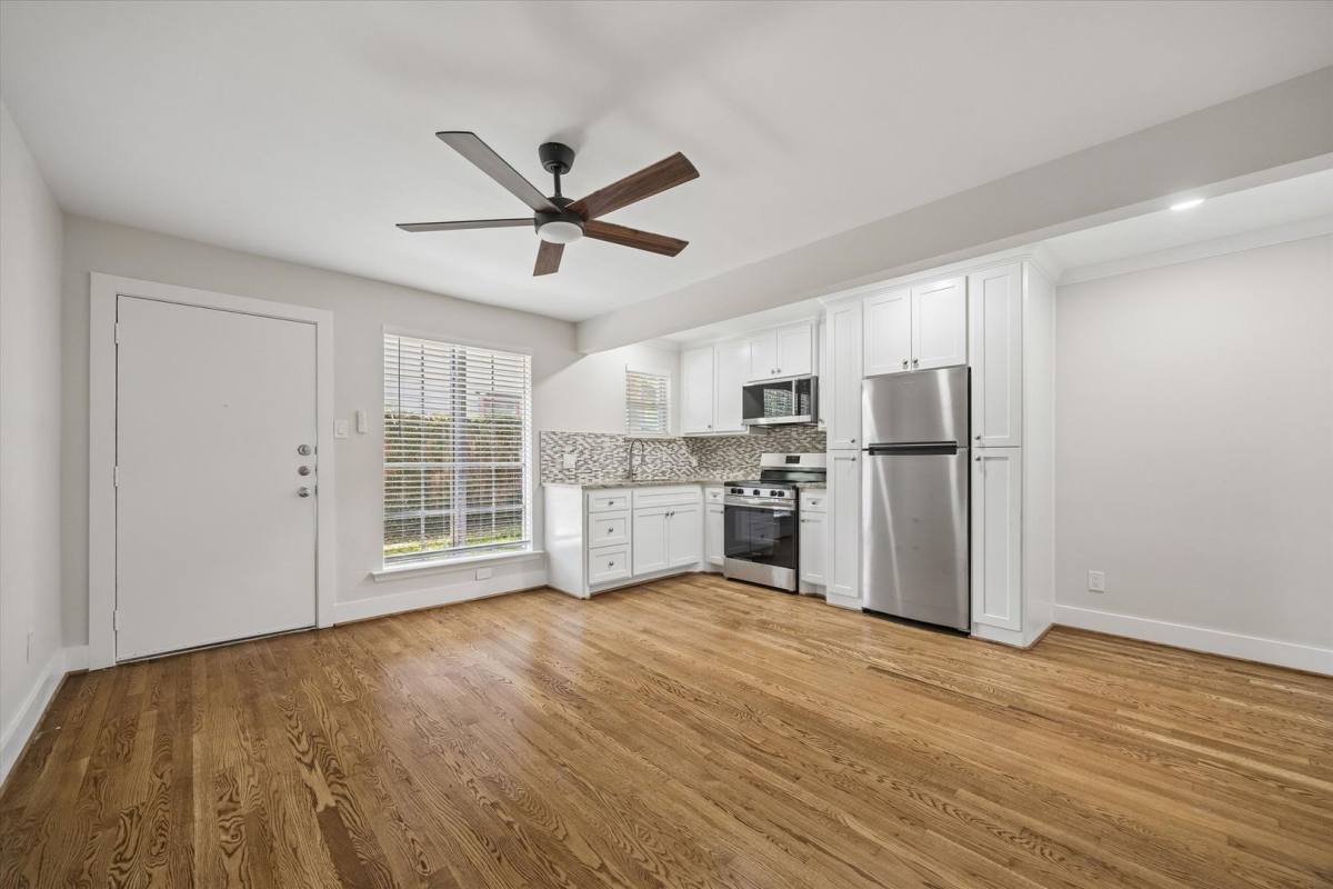 Apartment for rent at 2023 Huldy, Houston, TX 77019