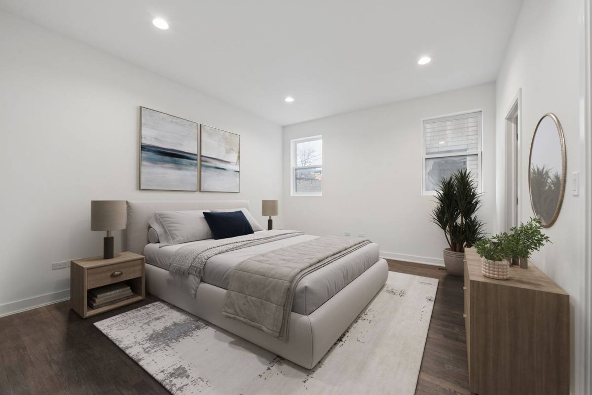 Apartment for rent at 1952 W Ohio St, Chicago, IL 60622