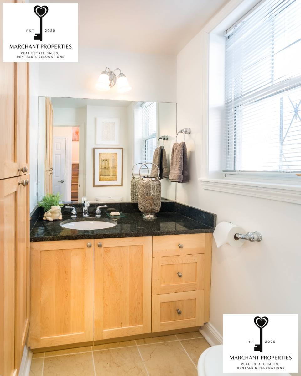 Townhouse for rent at 113 Sherman Rd, Chestnut Hill, MA 02467