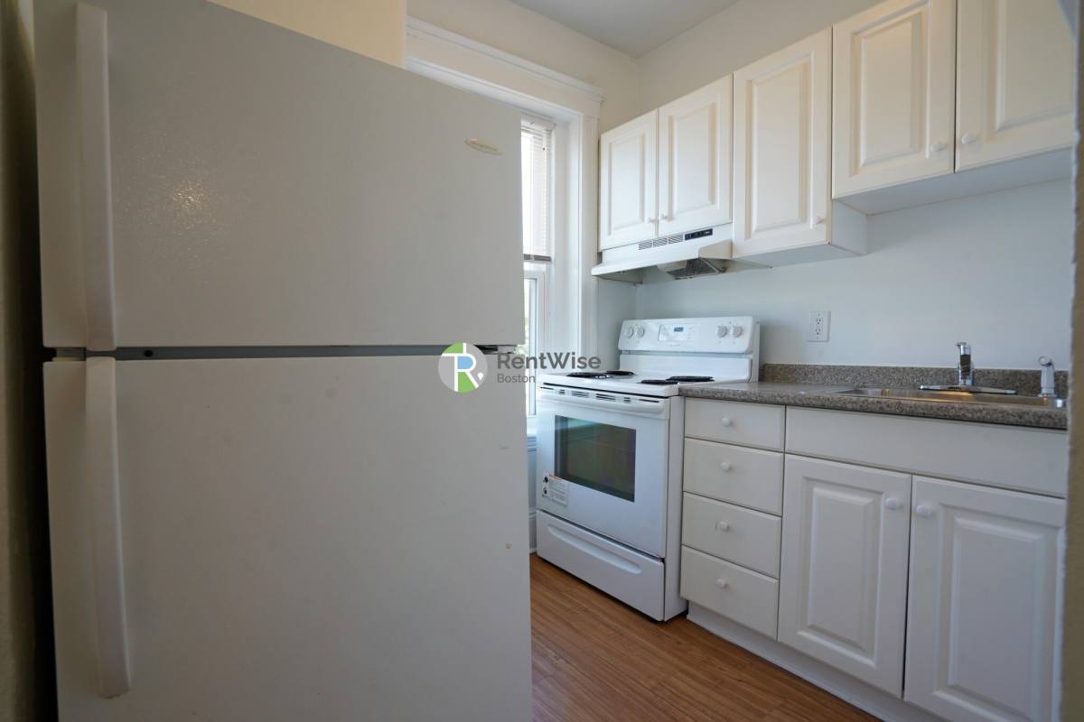 Apartment for rent at 1322 Commonwealth Ave #1, Allston, MA 02134