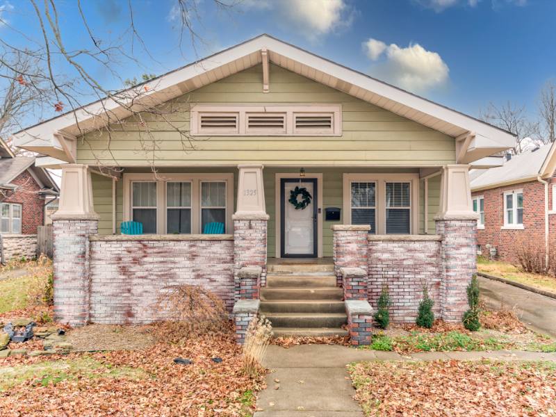 1325 S Cherokee Ave, Bartlesville, OK 74003