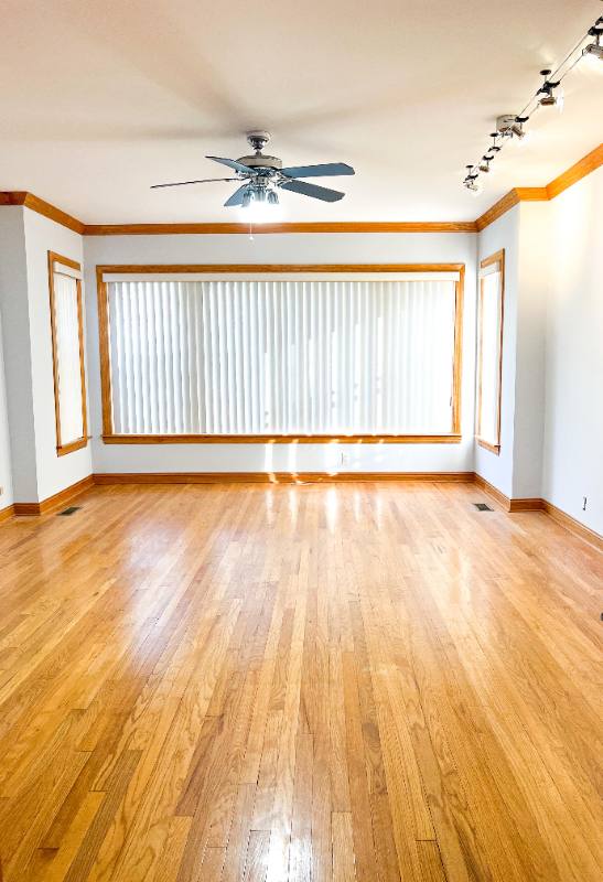 Apartment for rent at 6042 W Miami, Chicago, IL 60646