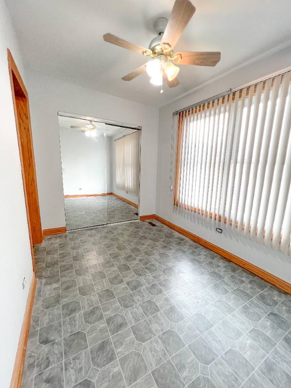 Apartment for rent at 6042 W Miami, Chicago, IL 60646