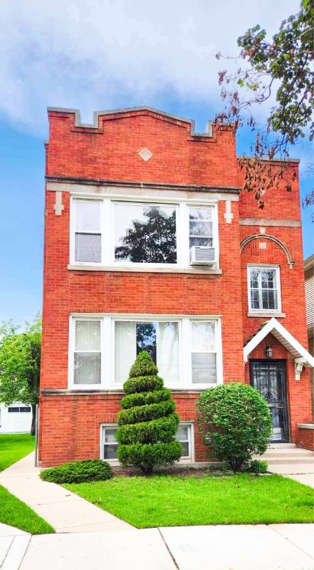 Apartment for rent at 6042 W Miami, Chicago, IL 60646