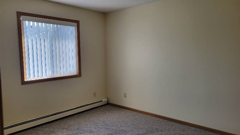 Townhouse for rent at 1035 13th St N, Benson, MN 56215