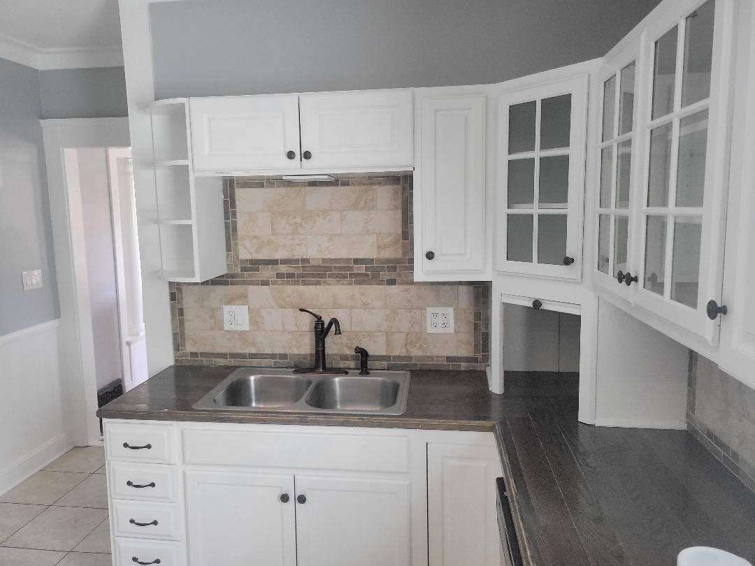 Apartment for rent at 3036 W51st #1, Cleveland, OH 44112