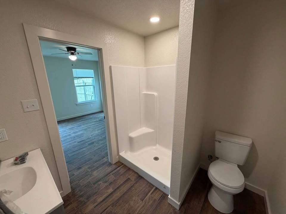 Apartment for rent at 132 Laura Anne Loop, China Spring, TX 76633