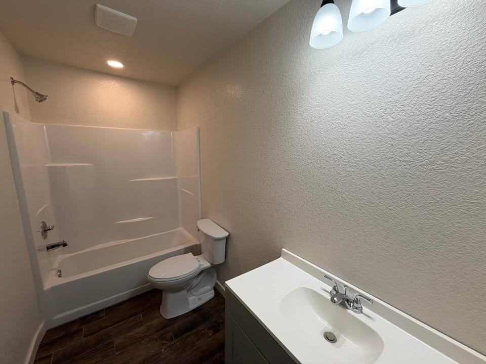Apartment for rent at 132 Laura Anne Loop, China Spring, TX 76633