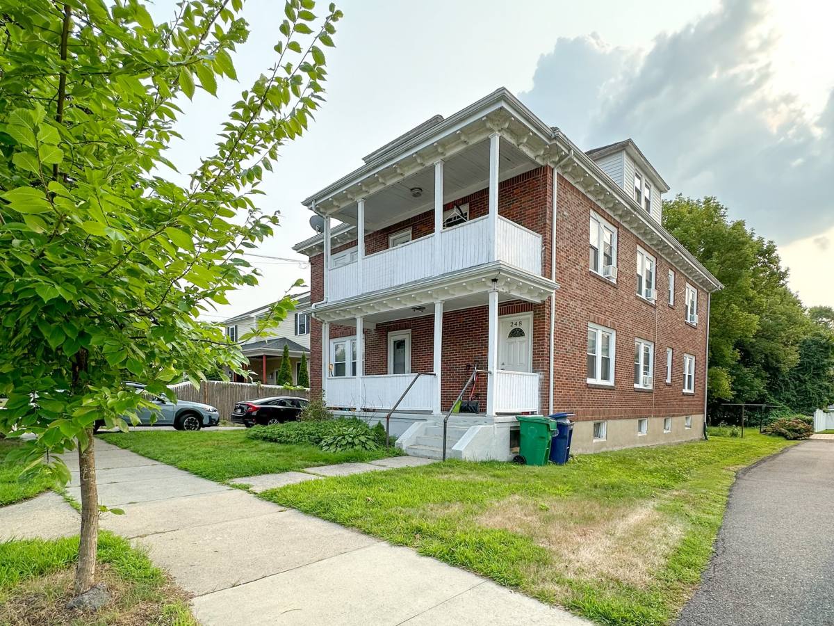 Apartment for rent at 248 Pearl St, Newton, MA 02458