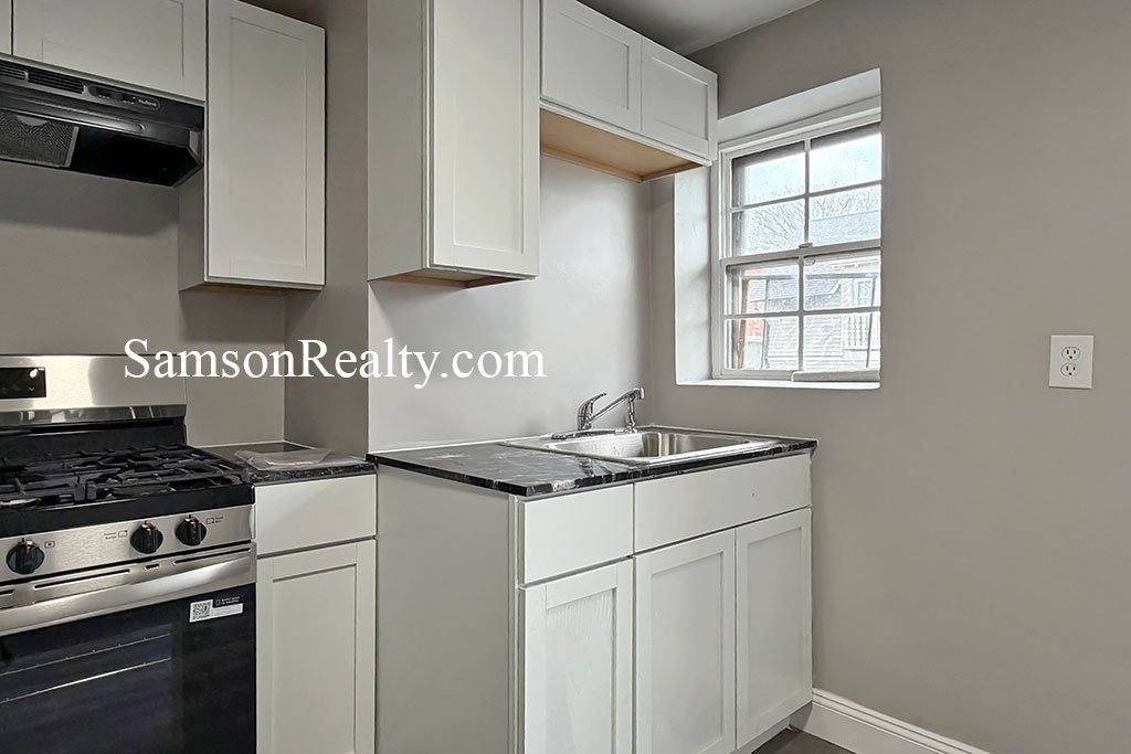 Apartment for rent at 41 Jenckes #3, Providence, RI 02906