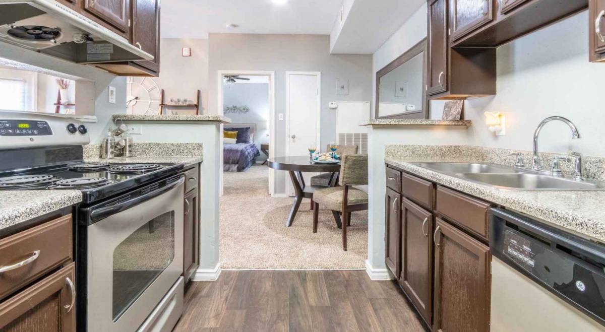 Apartment for rent at 1249 Enclave Circle #1719, Arlington, TX 76011