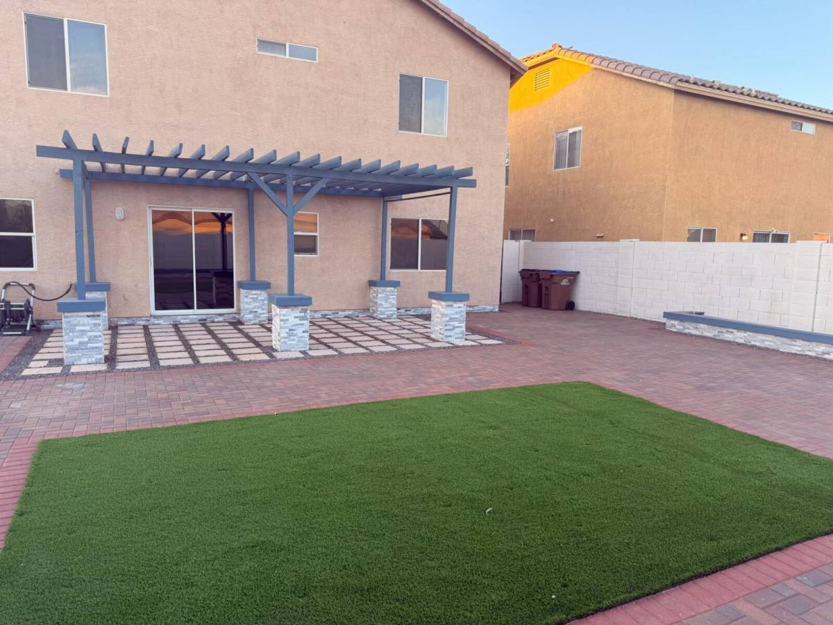 House for rent at 3907 E Pinto Valley Rd, San Tan Valley, AZ 85143