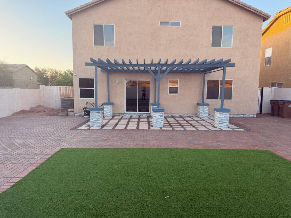 House for rent at 3907 E Pinto Valley Rd, San Tan Valley, AZ 85143