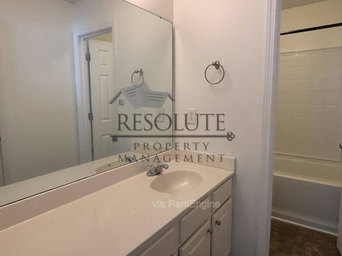 Townhouse for rent at 318 Anterbury Dr, Apex, NC 27502