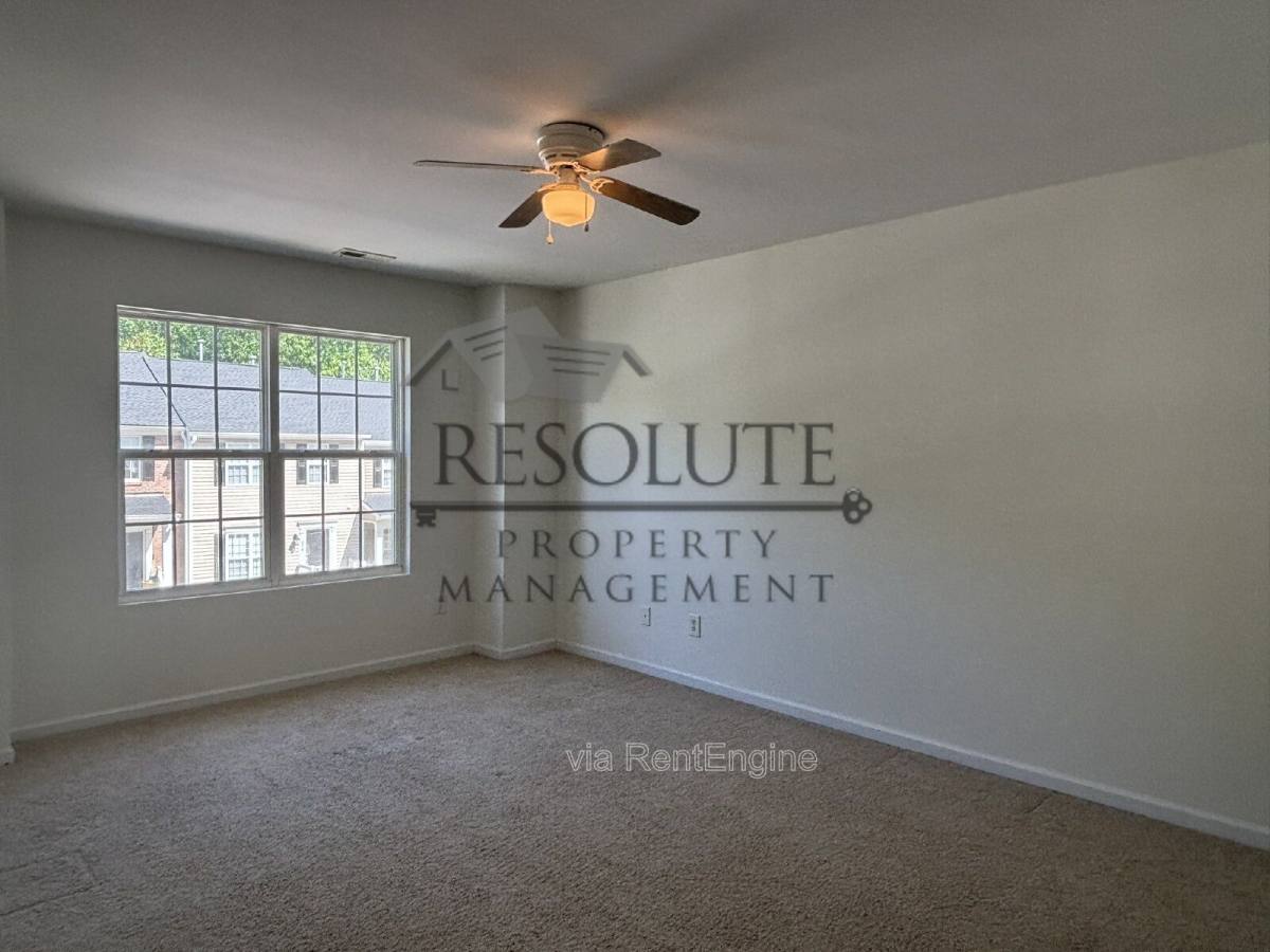 Townhouse for rent at 318 Anterbury Dr, Apex, NC 27502