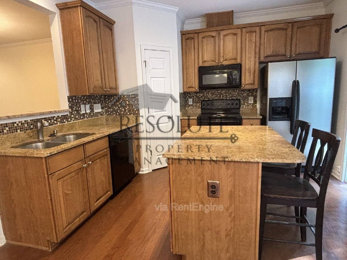 Townhouse for rent at 318 Anterbury Dr, Apex, NC 27502