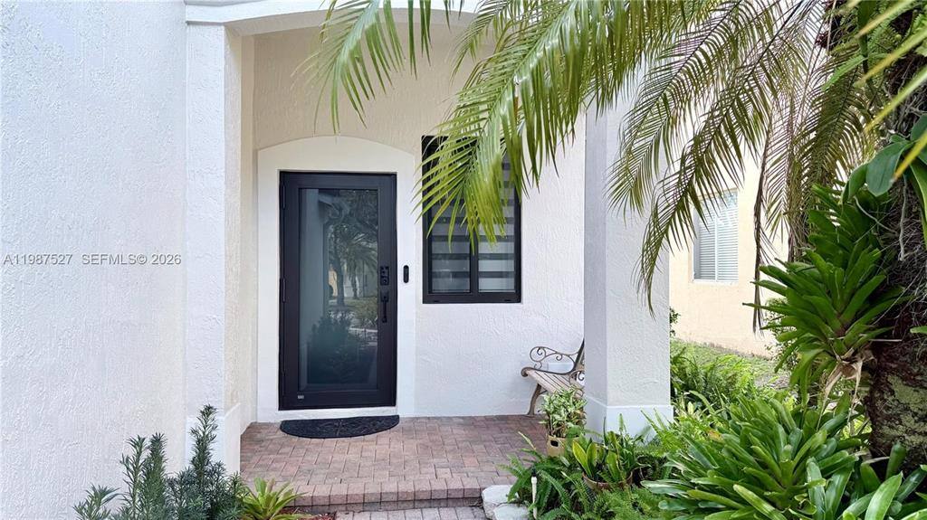House for rent at 1392 Canary Island Dr, Fort Lauderdale, FL 33327