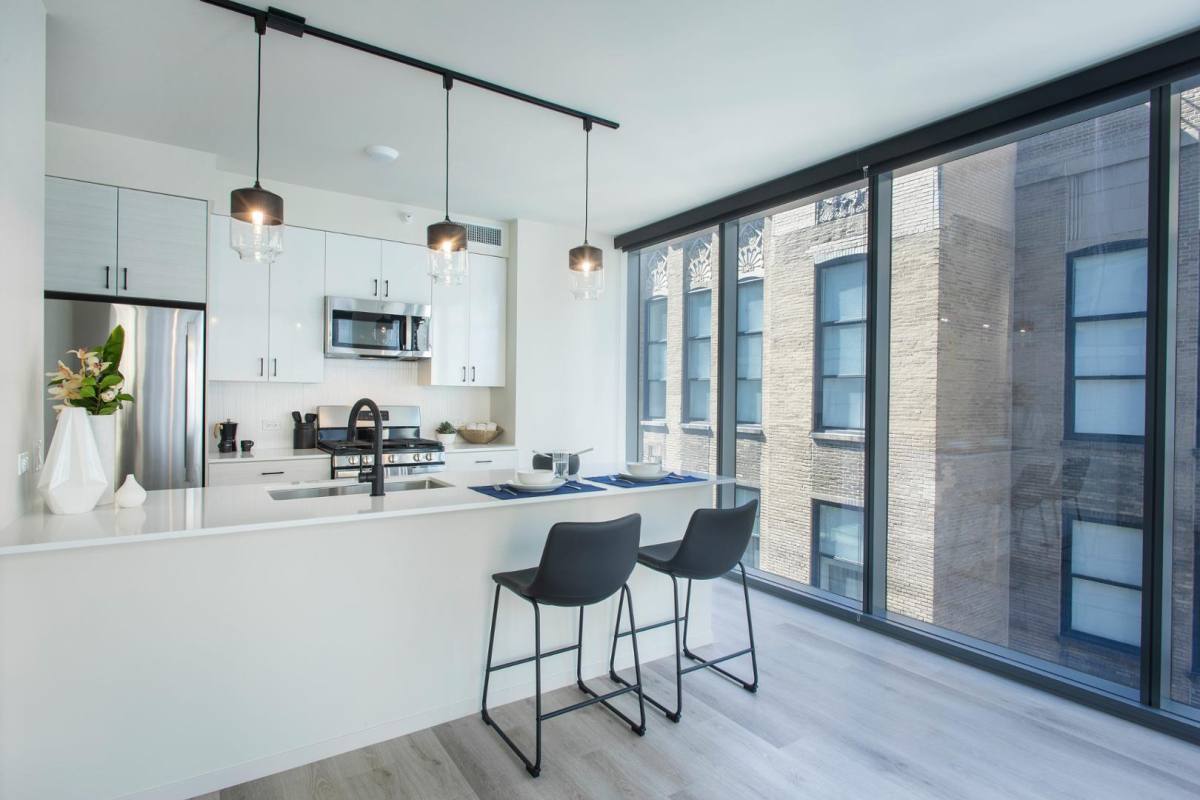 Apartment for rent at 88 E Wacker Place, Chicago, IL 60601
