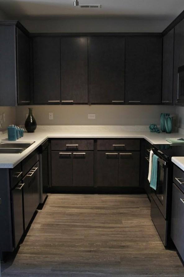 Apartment for rent at 1375 S White Oak Dr #934, Waukegan, IL 60085