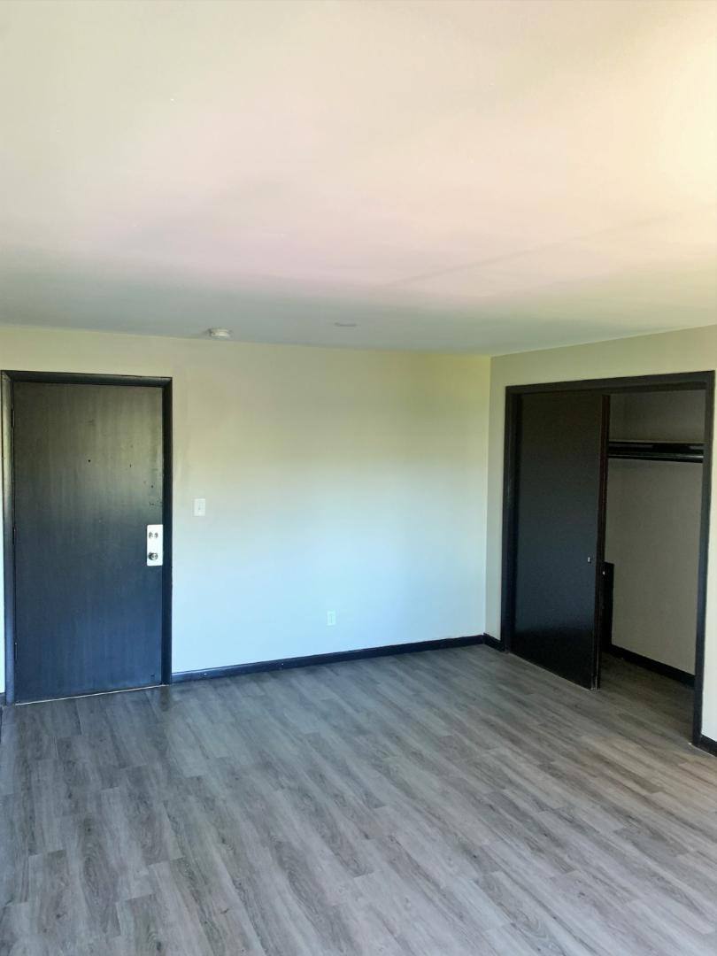 Apartment for rent at 1352 Clarence Ave #35, Lakewood, OH 44107