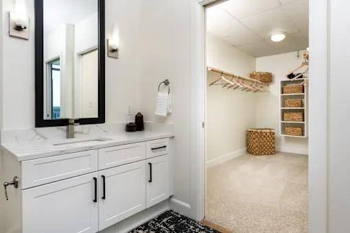 Apartment for rent at 8066 Park Lane, Dallas, TX 75231