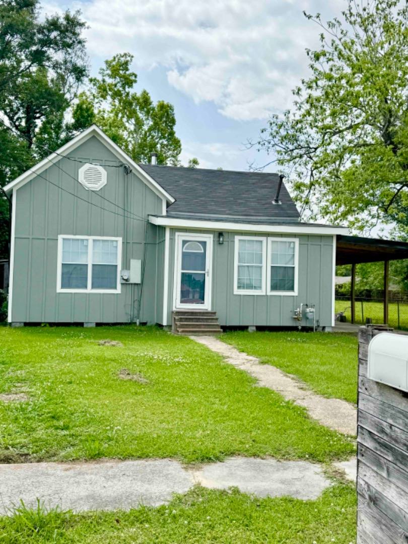 House for rent at 319 S Division St, Dequincy, LA 70633