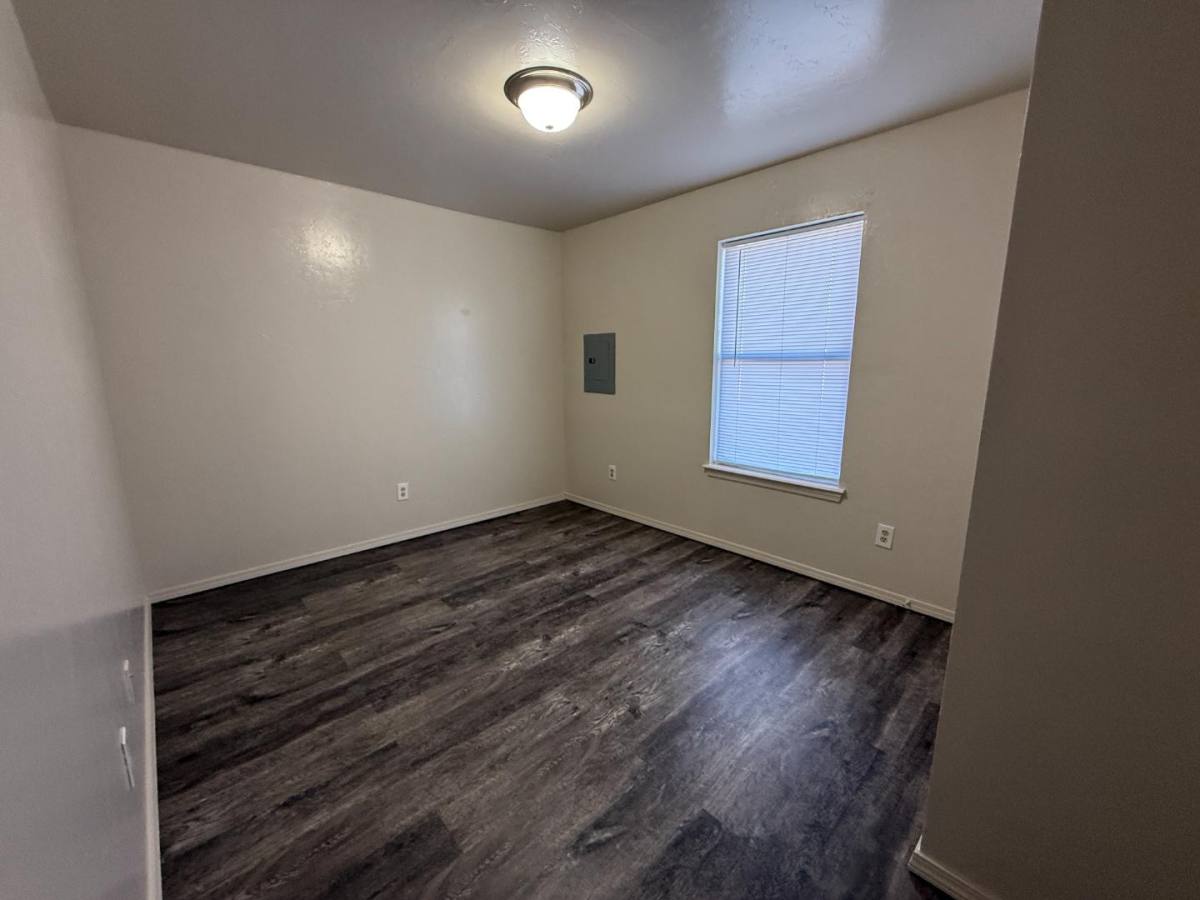 Apartment for rent at 123 Rawlings Dr #13, Clinton, OK 73601