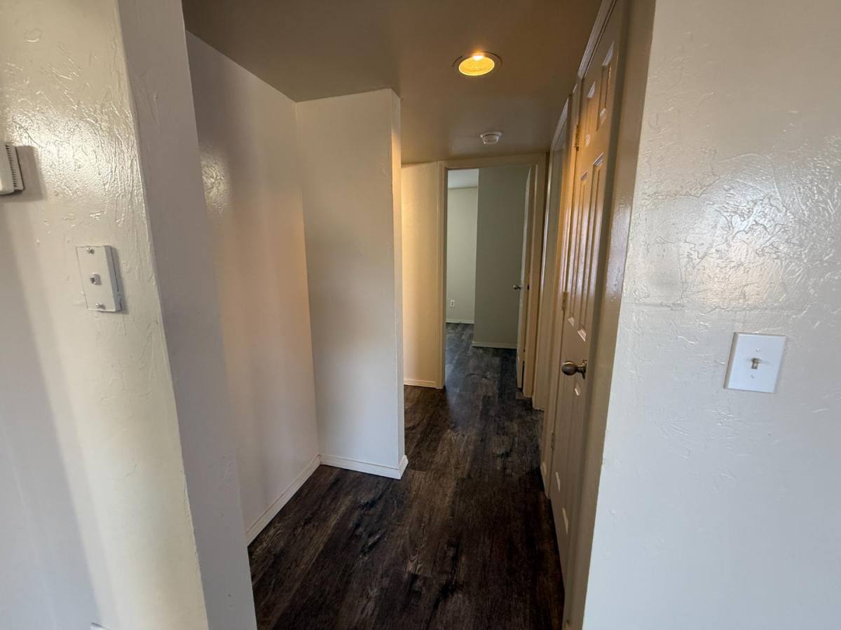 Apartment for rent at 123 Rawlings Dr #13, Clinton, OK 73601