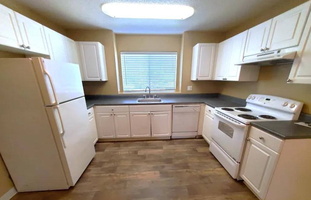 Apartment for rent at River Terrace, 2593 Millcreek Dr, Sacramento, CA 95833