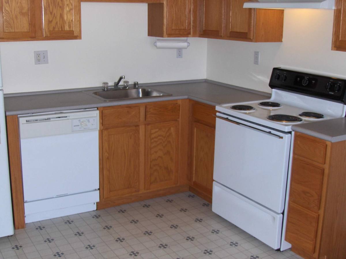 Apartment for rent at 1304 Railroad Ave, Bellingham, WA 98225
