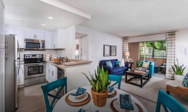 Apartment for rent at Sollazzo Apartment Homes, 8506 Villa La Jolla Dr, La Jolla, CA 92037