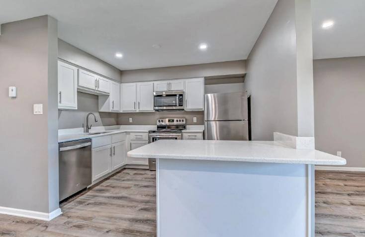 Apartment for rent at Pointe, 930 Cypress Pointe Dr, Crown Point, IN 46307