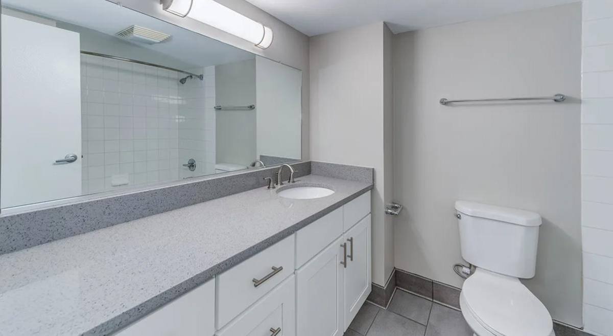 Apartment for rent at 200 W 60th St, Westmont, IL 60559