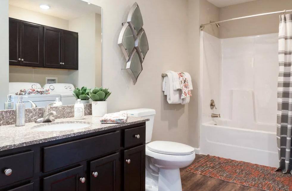 Apartment for rent at Redwood Apartment, 3017 Coffeetree Lane #2822P, Sylvania, OH 43560