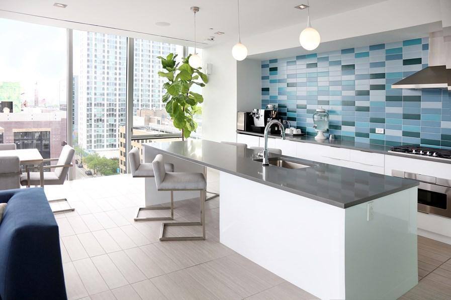 Apartment for rent at 734 W Sheridan Rd #712, Chicago, IL 60613