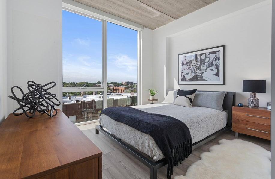 Apartment for rent at 734 W Sheridan Rd #712, Chicago, IL 60613