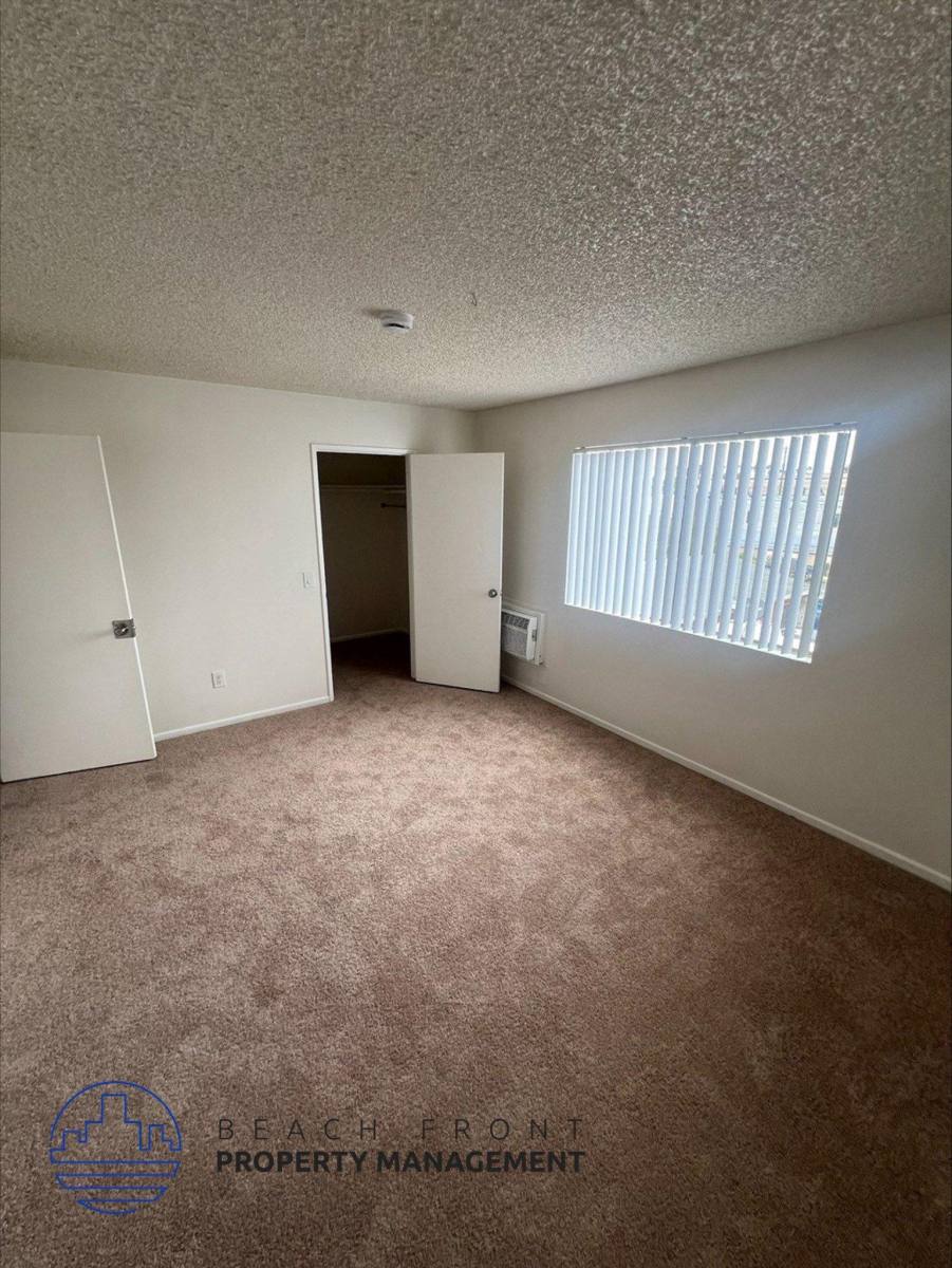 Apartment for rent at 633 Broad Ave, Wilmington, CA 90744