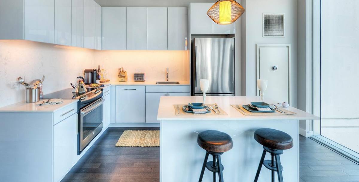 Apartment for rent at 220 W Illinois St, Chicago, IL 60654