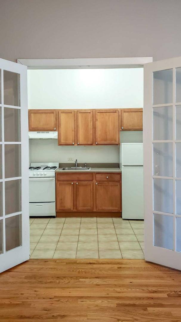Apartment for rent at 660 N Dearborn St #202, Chicago, IL 60654