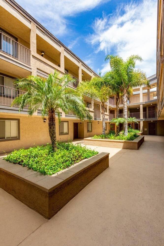 Apartment for rent at View Pointe Apartment Homes, 54 Woodlawn Ave, Chula Vista, CA 91910