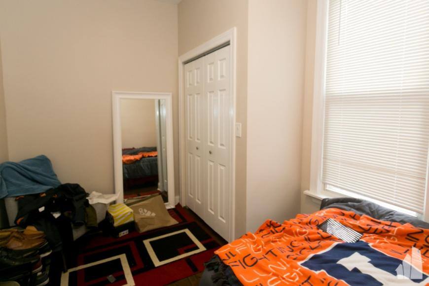 Apartment for rent at 2506 W Argyle St #2, Chicago, IL 60625