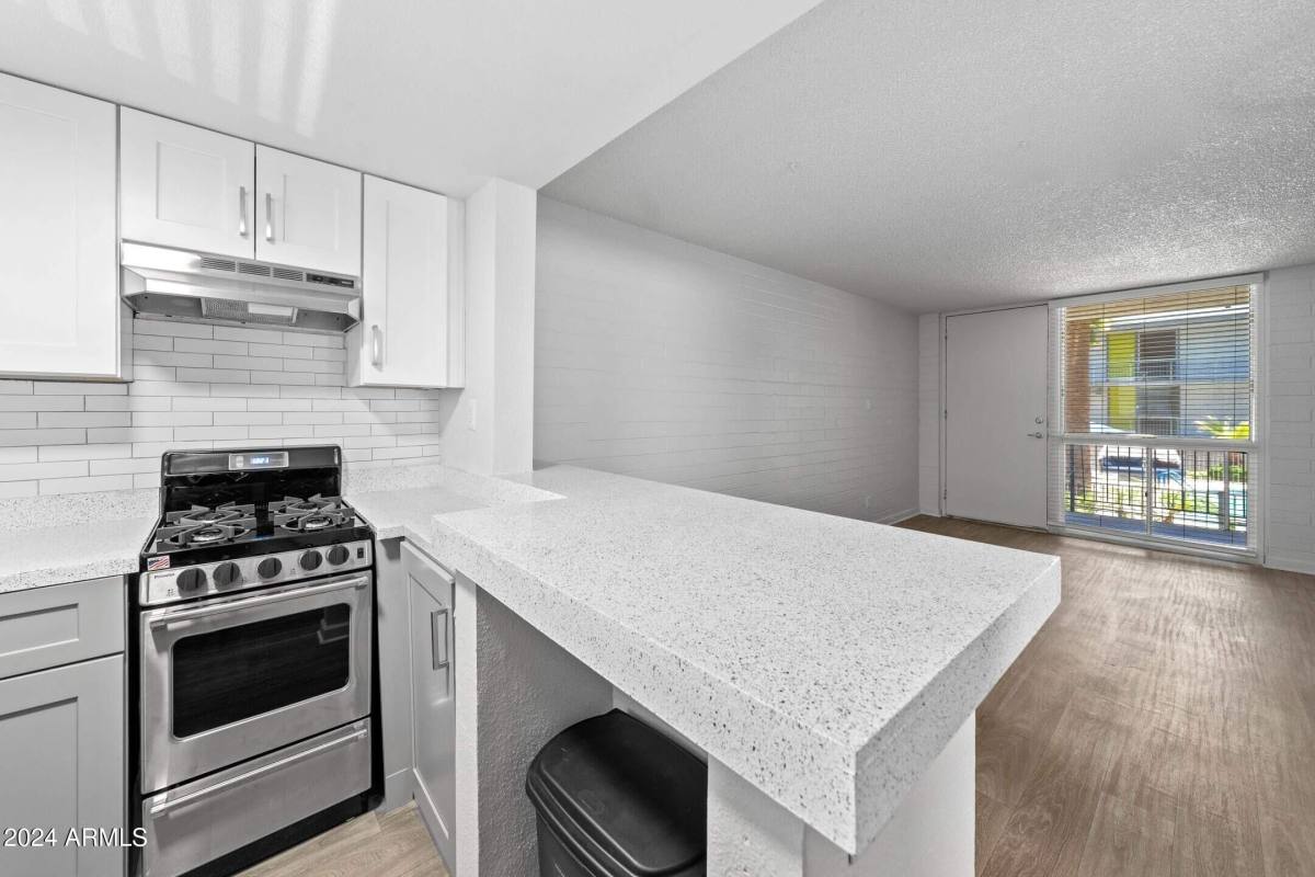 Apartment for rent at 1601 W Camelback Rd, Phoenix, AZ 85015