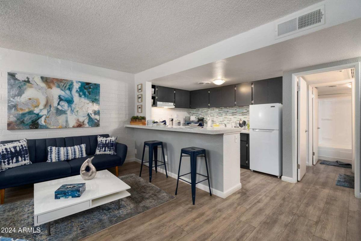 Apartment for rent at 1601 W Camelback Rd, Phoenix, AZ 85015